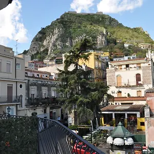 Porta Del Re , Taormina Italia